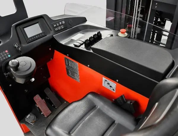 MQZ Series -Seated Multi-directional Forklift-Spacious operation room