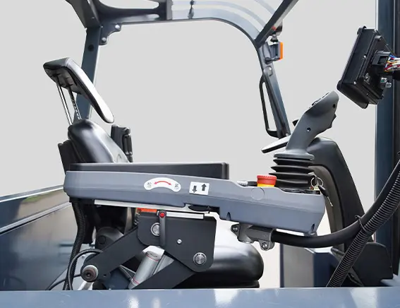 Serie 1MQK - Cabina di guida del carrello elevatore controbilanciato multidirezionale (2)